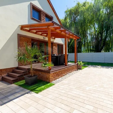 Bolyai 3br Ac Parking Grf