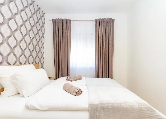 Lägenhet Bolyai 3br Ac Parking Grf Siófok