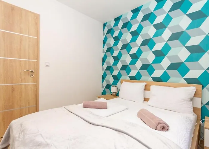 Bolyai 3br Ac Parking Grf *