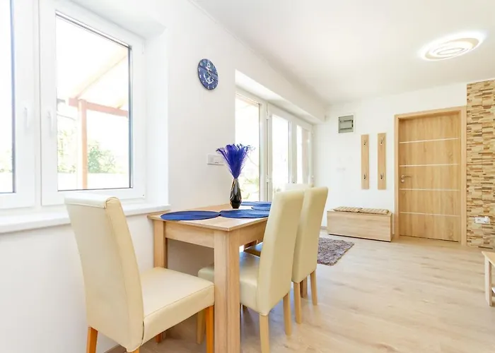 Lägenhet Bolyai 3br Ac Parking Grf