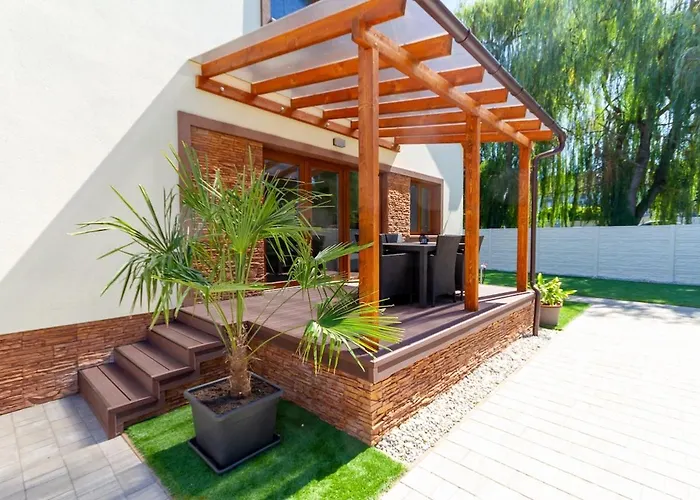 Bolyai 3br Ac Parking Grf Lägenhet *